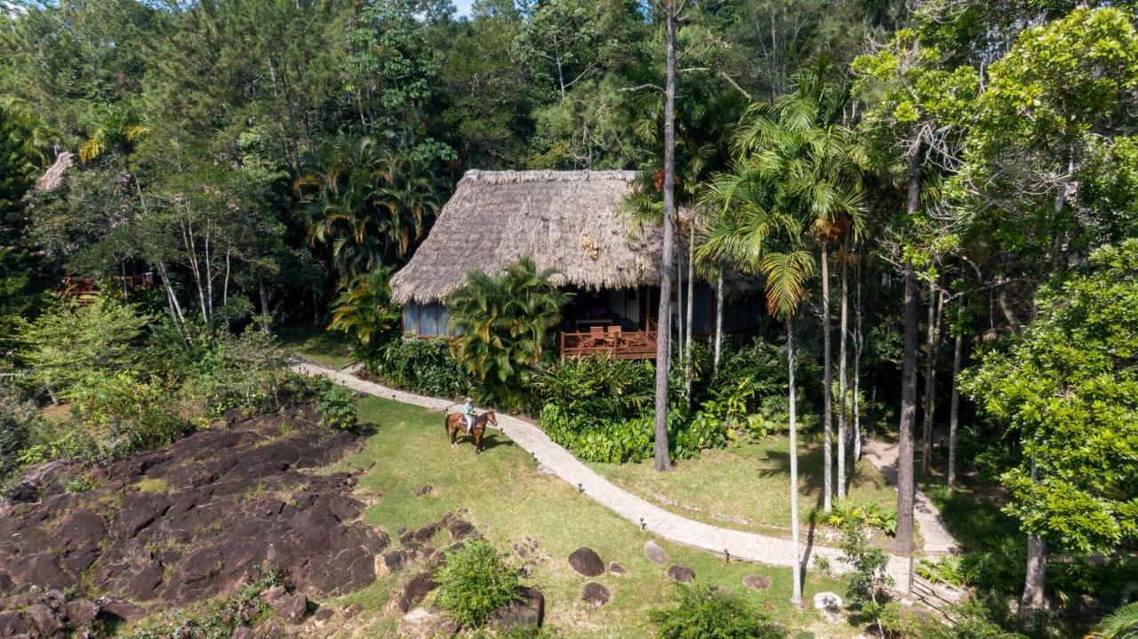 Blancaneaux Lodge By Francis Ford Coppola San Ignacio Buitenkant foto