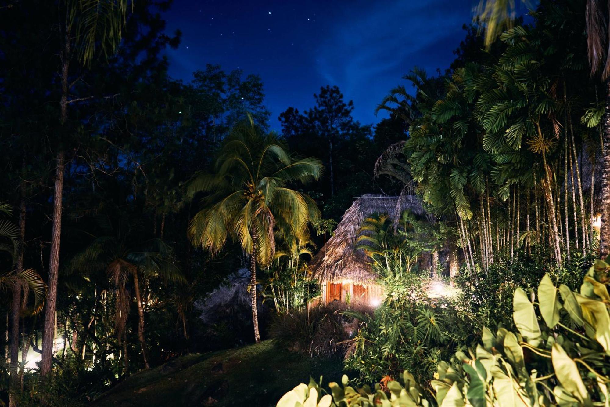 Blancaneaux Lodge By Francis Ford Coppola San Ignacio Buitenkant foto