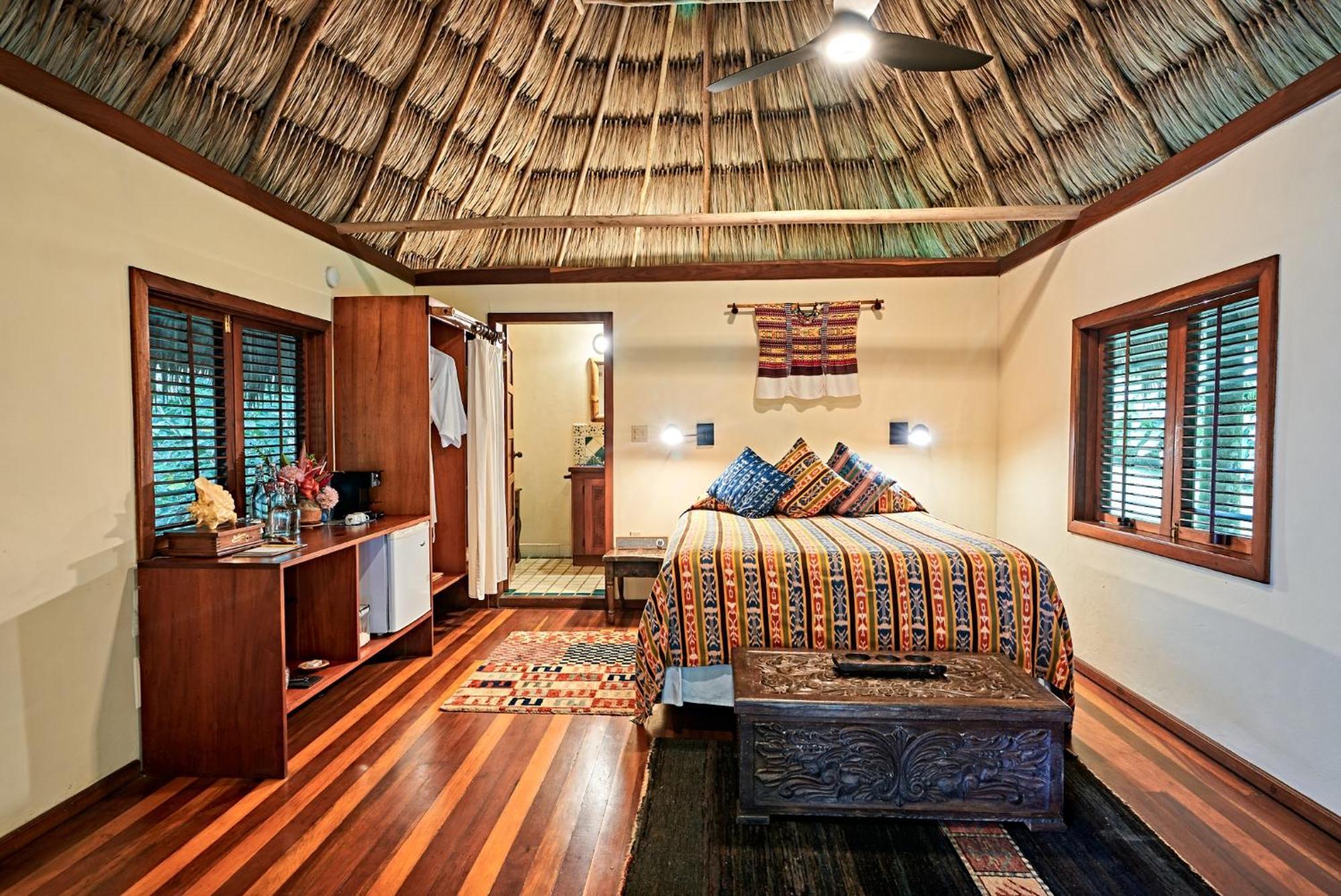 Blancaneaux Lodge By Francis Ford Coppola San Ignacio Buitenkant foto